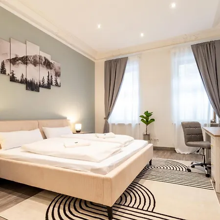 Familienfreundliche Stadt-Oase Mit Arbeitsplatz - Bahnhofsnah, 2 Schlafzimmer, 76Qm & Gratis Kaffee- Und Teeangebot Chemnitz Exterior photo