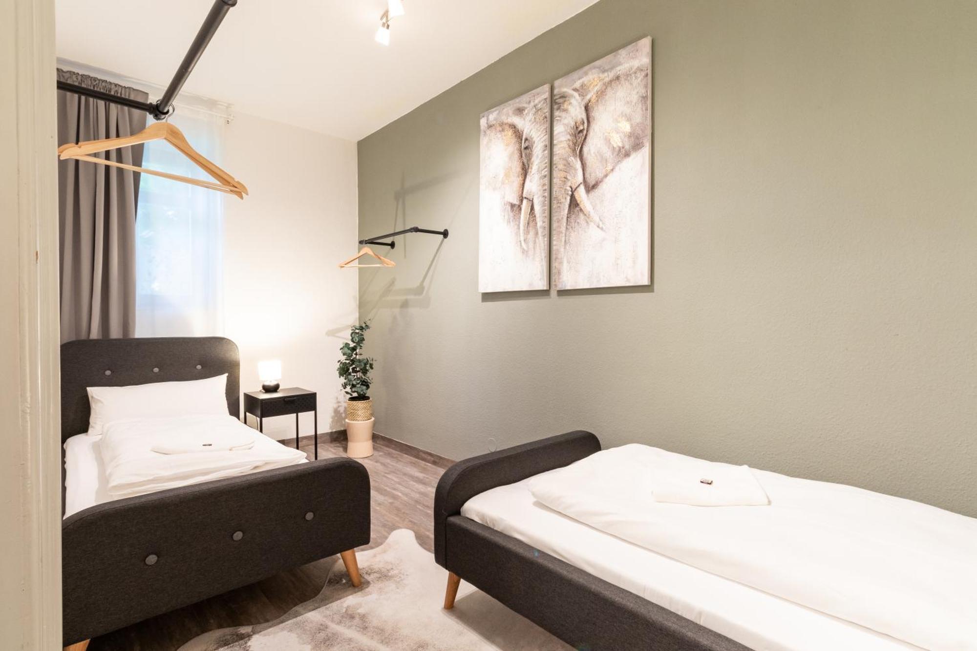 Familienfreundliche Stadt-oase Mit Arbeitsplatz - Bahnhofsnah, 2 Schlafzimmer, 76qm & Gratis Kaffee- Und Teeangebot * Chemnitz